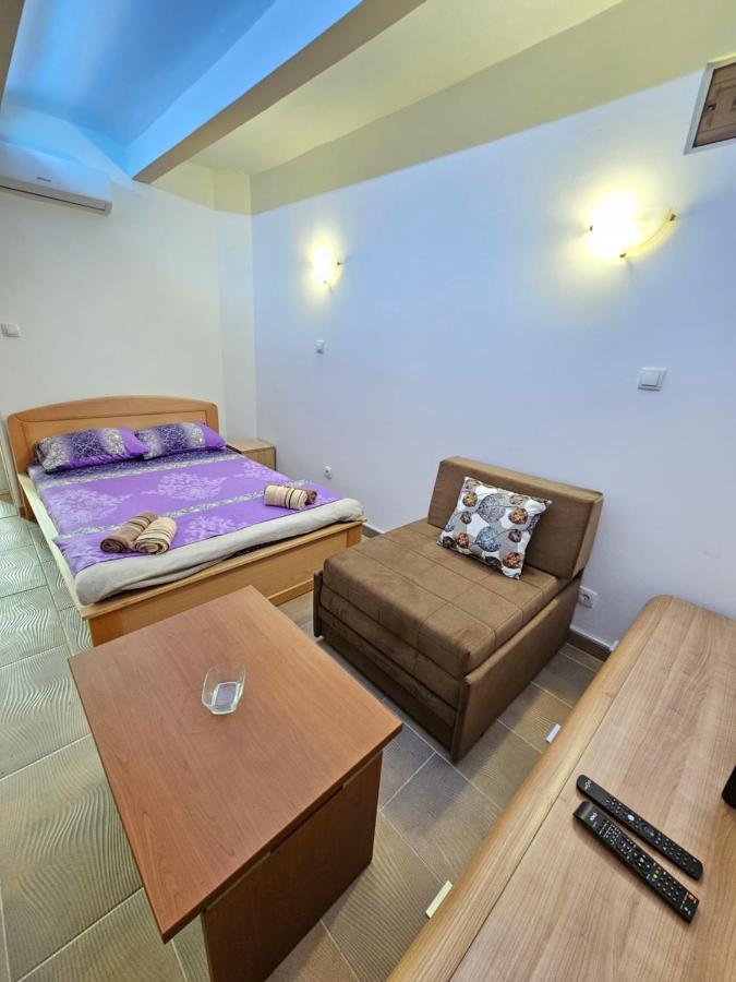 Apartament Alone 1